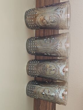 Pier One Glasses Set Of 4. Brown Luster